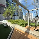 Luxury Furnished Apt Central Rare Amenities