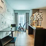 Citrus Sukhumvit 11 By Compass Hospitality