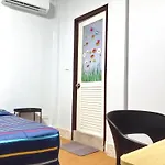 U&D Guest House