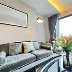 Stylish Modern 1Br - Ultra Fast Wifi - Bts Phrom Phong