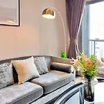 Stylish Modern 1Br - Ultra Fast Wifi - Bts Phrom Phong