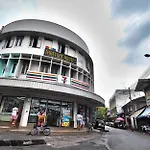 Zee Thai Hostel