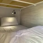 Ti Thong Hostel