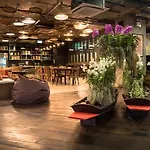Chao Hostel