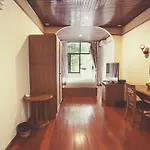 Ocean @ Livingstones Urban Boutique Resort