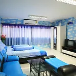 Deluxe At Popular Condo