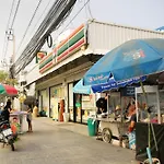 A Joy House - Kaset Nawamin City