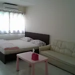 IMPACT Challenger Muang Thong Thani Service Apartment