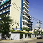 Cs Residence