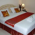 Queens Garden Resort At River View