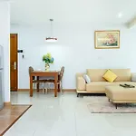 Lasalle Suites Hotel & Residence