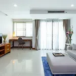 Lasalle Suites Hotel & Residence