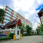 Jolly Suites & Spa Hotel