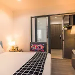 Roomme Hospitality The Rich Branch