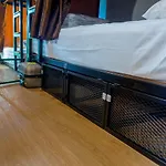 Comfy Bed Hostel (Adults Only)