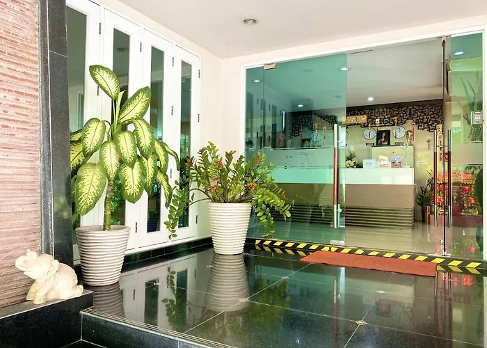 14 Place Sukhumvit Suites