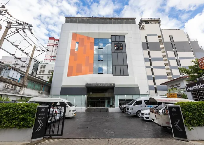 Cubic Pratunam
