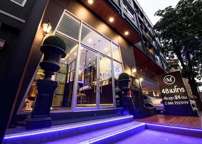 48 Metro Hotel