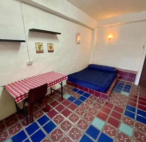 Ratanawong Place 401