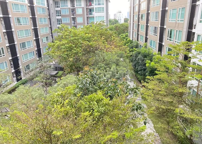 Elements Srinakarin