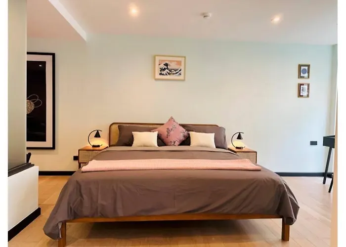 Serene Home In The Heart Of Bkk - The Great Wave