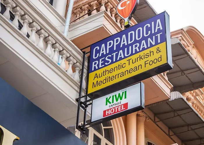 Kiwi Capsule Hotel