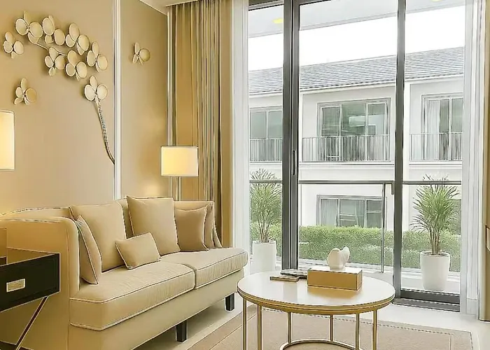 Luxury Modern Best Location Nana Asoke 65Sqm 2 Bed 2 Bathroom Sleeps 4