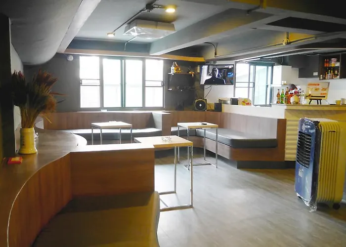The Pillow Hostel Khaosan