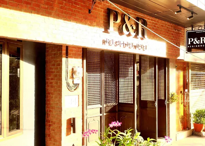 P&R Residence