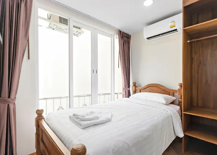 Royale 8 Ville Guest House