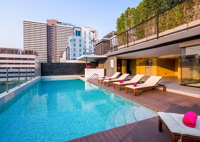 Glow Sukhumvit 5