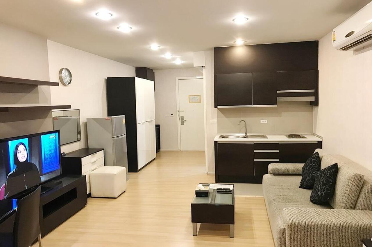 Icheck Sukhumvit 1 Hotel 4*