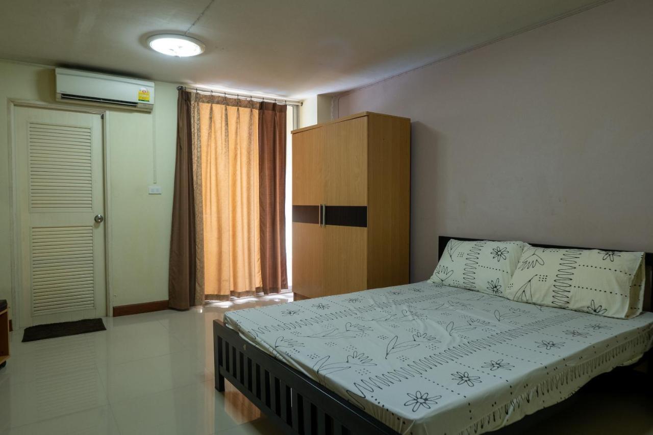 Hotel Oyo 1071 Baan Tevej Bangkok