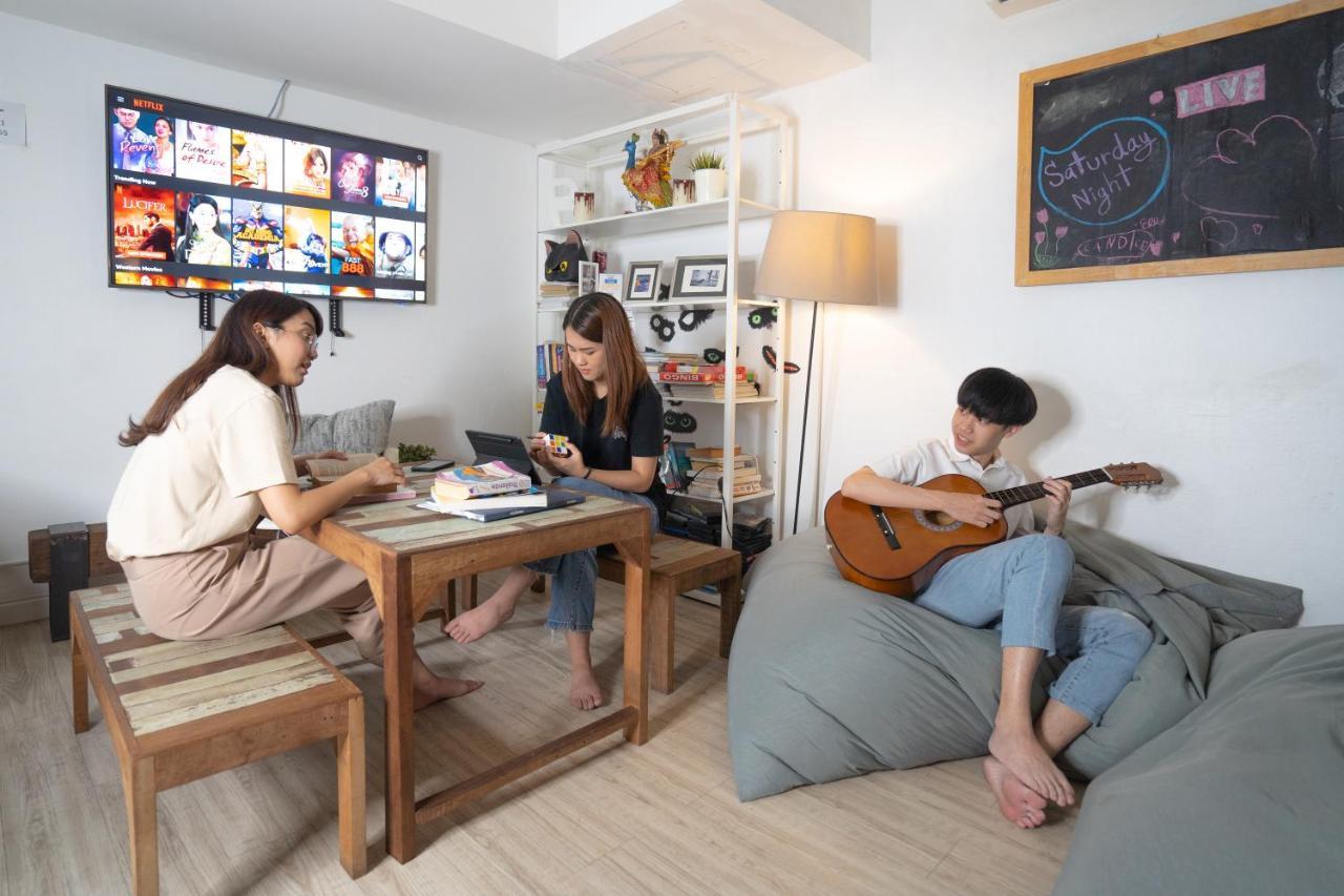3howw @ Sukhumvit 21 Albergue Banguecoque