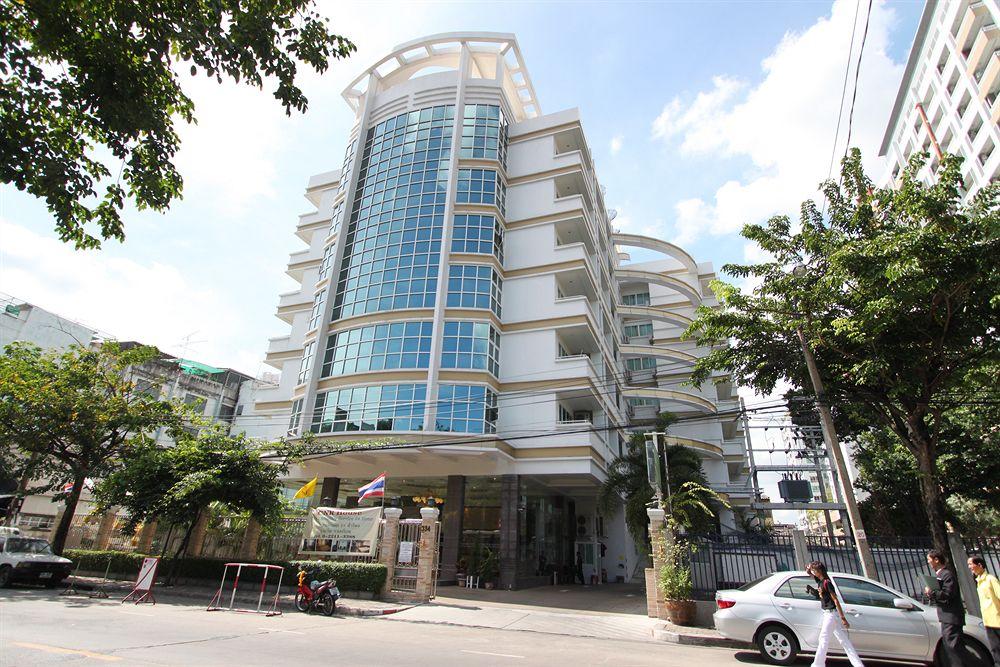 Hotel Miloft Sathorn - Sha Certified