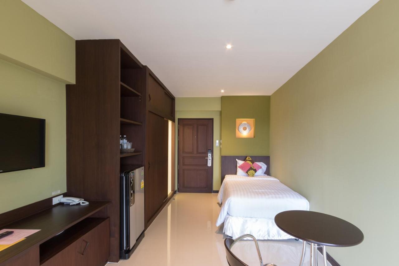 Chateau De Sukhumvit Aparthotel Bangkok