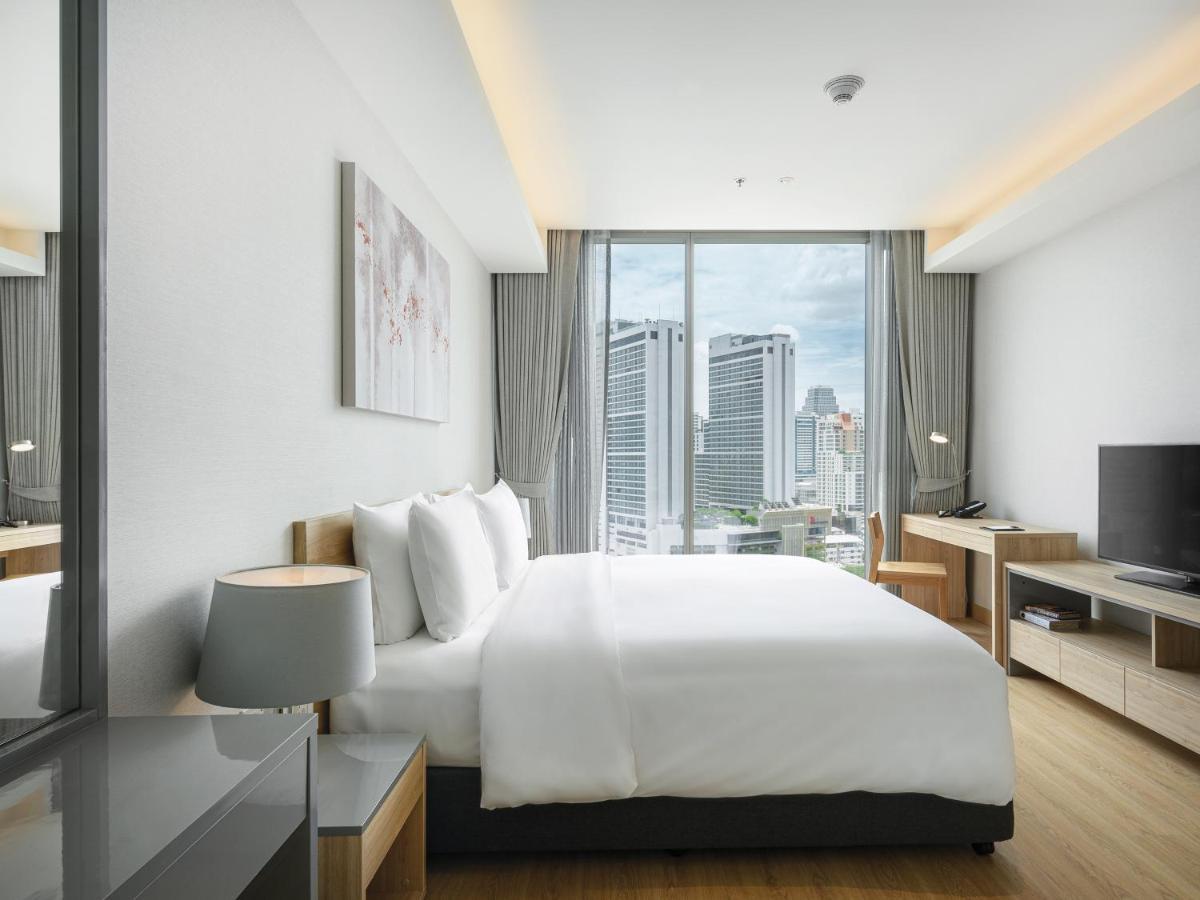 Oakwood Hotel 5*