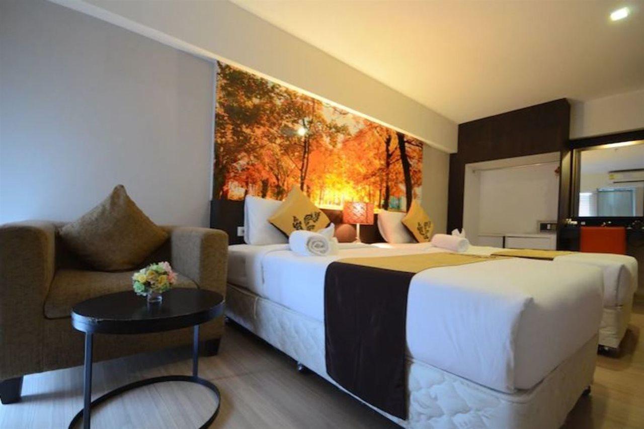 The Solac At Srinakarin Hotel
