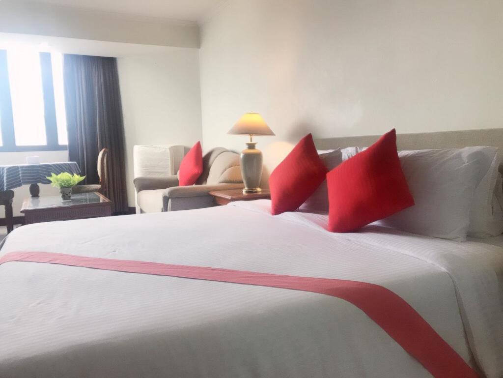 Omni Tower Cozy Hotel