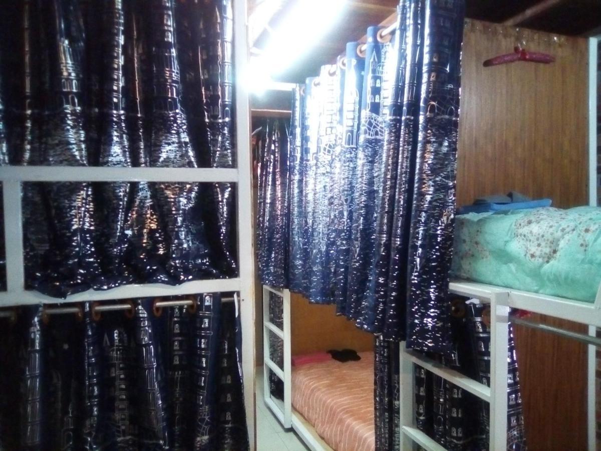 Katil Ban Kru Ae Mixed Dorm
