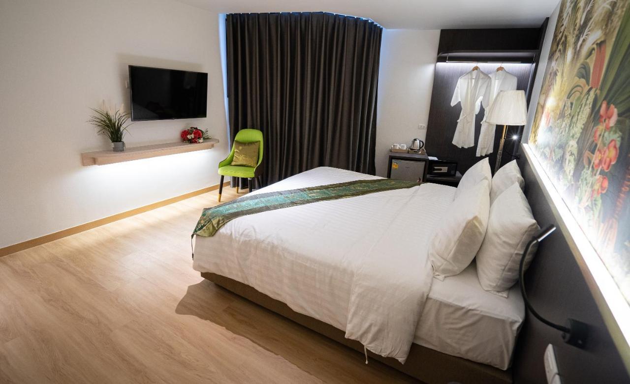 Pannarai Hotel Bangkok Hotel