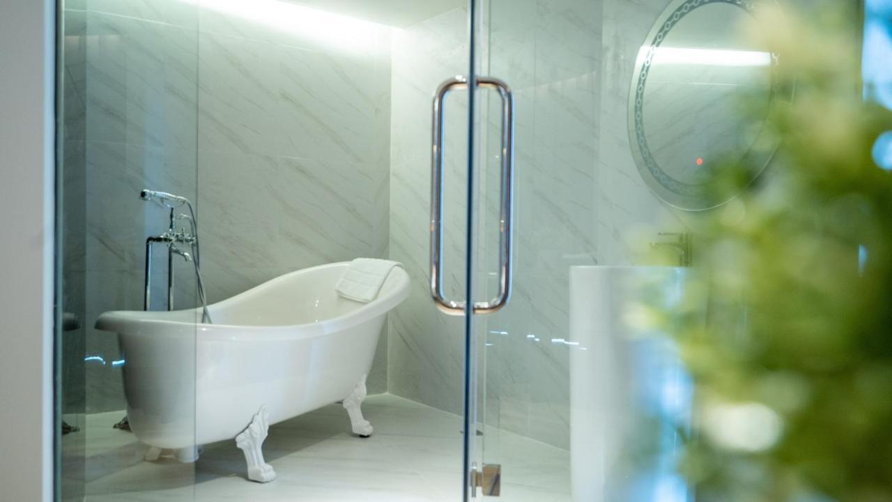 Pannarai Hotel Bangkok-Pra Tunam 4*