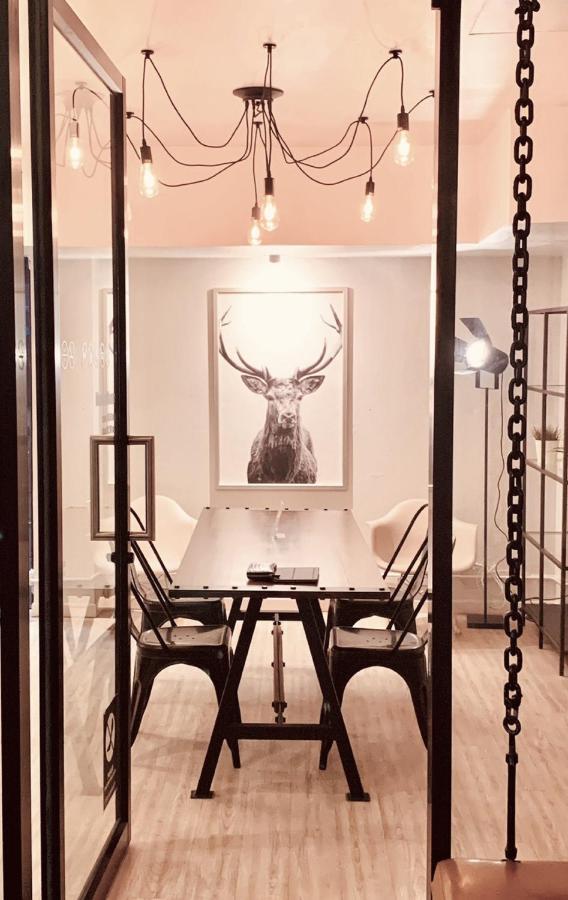 Albergue 3howw @ Sukhumvit 21 *