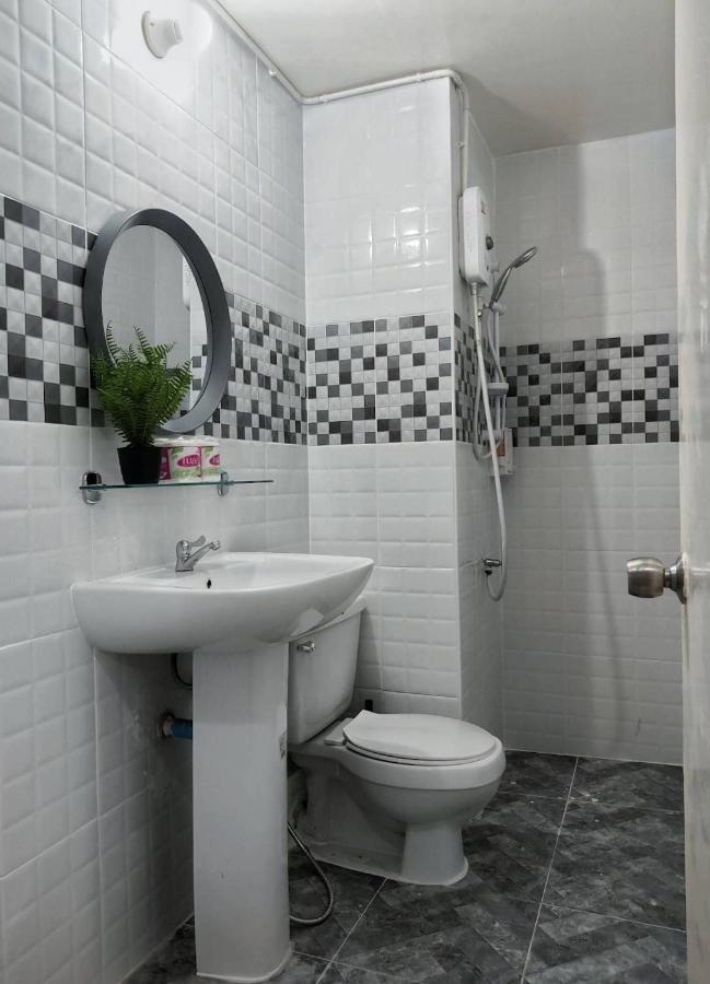 Homestay Impact Popular Comdominium Bangkok