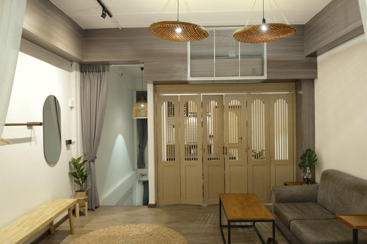 Krung Boutique Katil