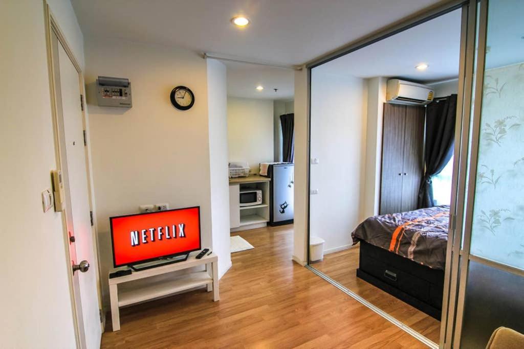 Apartment Near Ramkhamhaeng 60, Lam Sali Mrt