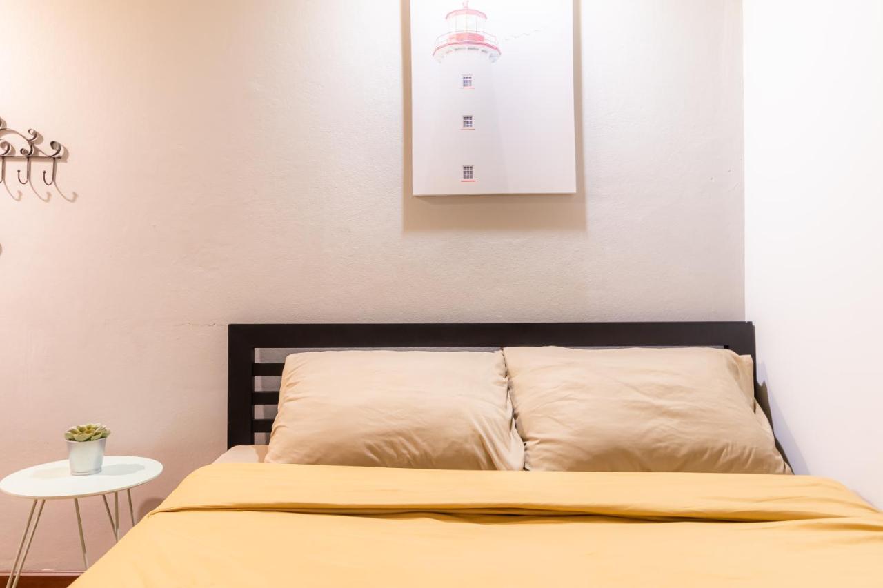Snoozzze ใกล้รถไฟฟ้า ย่านบางรัก (adults Only) Hostel