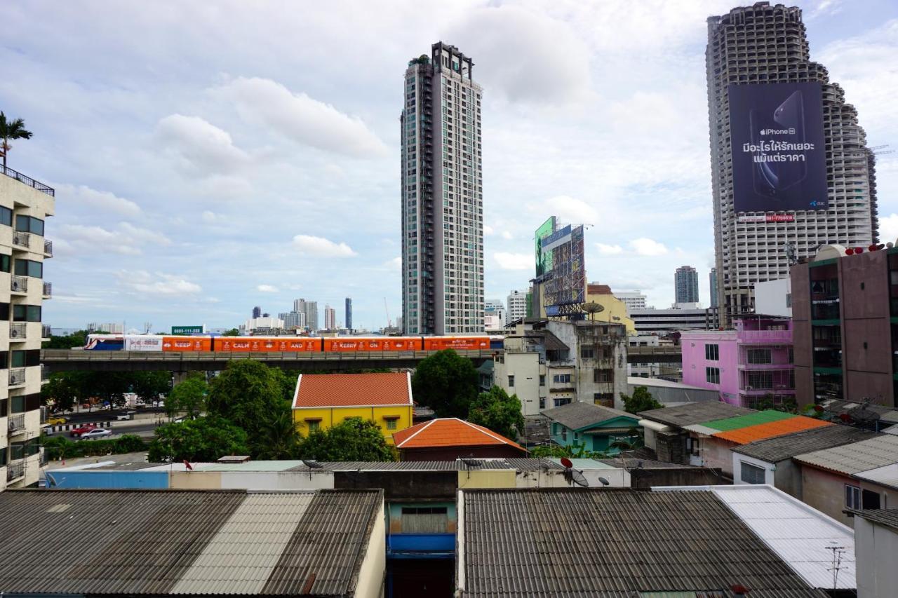 Hostel Snoozzze ใกล้รถไฟฟ้า ย่านบางรัก (adults Only)