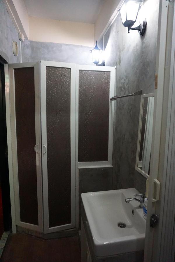 Snoozzze ใกล้รถไฟฟ้า ย่านบางรัก (adults Only) * Bangkok
