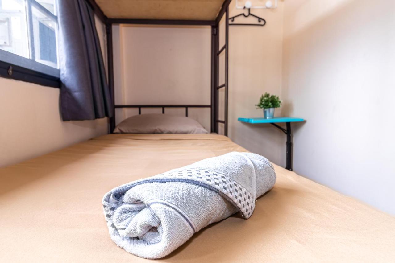 Snoozzze ใกล้รถไฟฟ้า ย่านบางรัก (adults Only) Asrama Bangkok